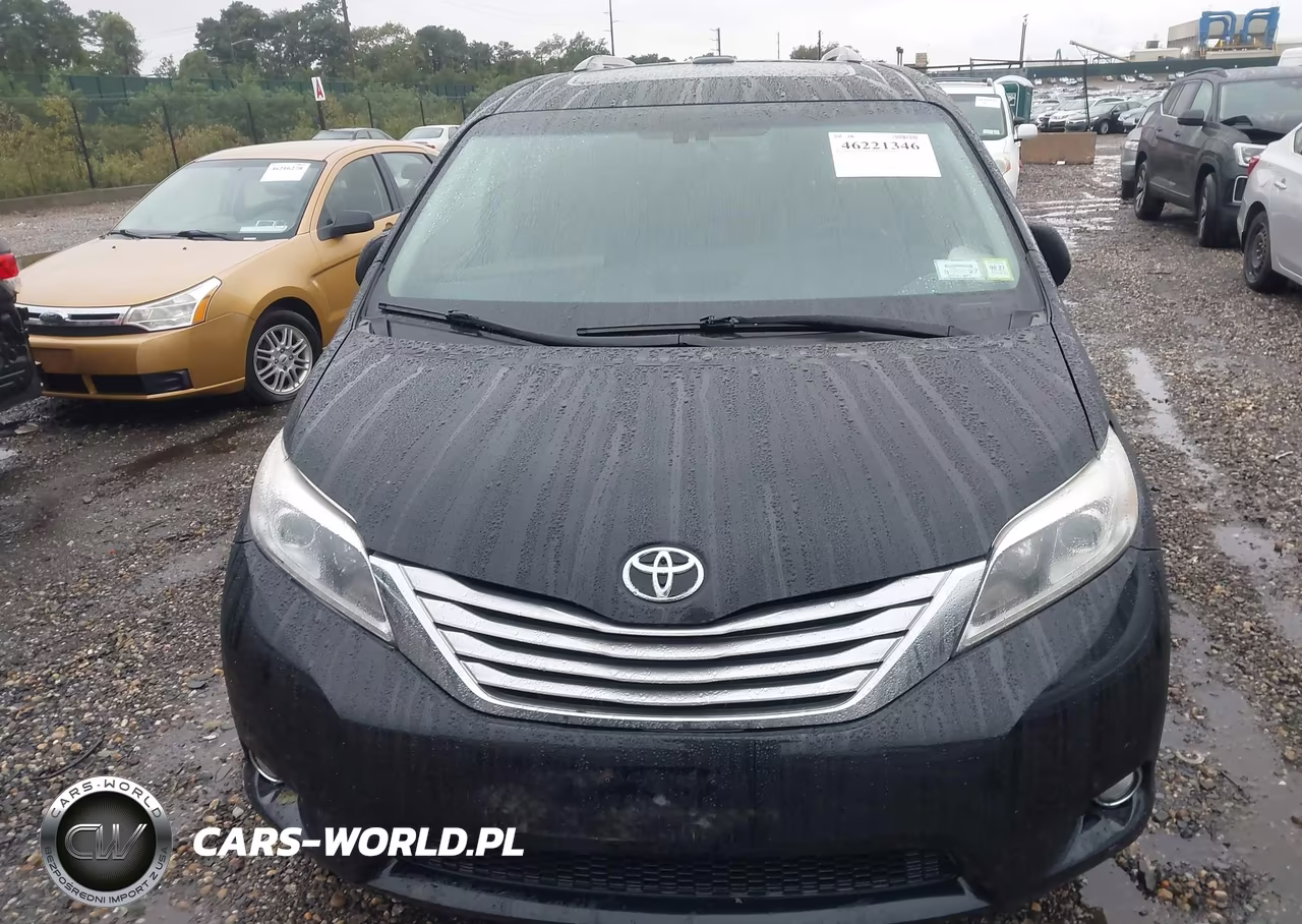 2017 Toyota Sienna Limited Premium 7 Passenger VIN:5TDDZ3DC8HS177286 - 11
