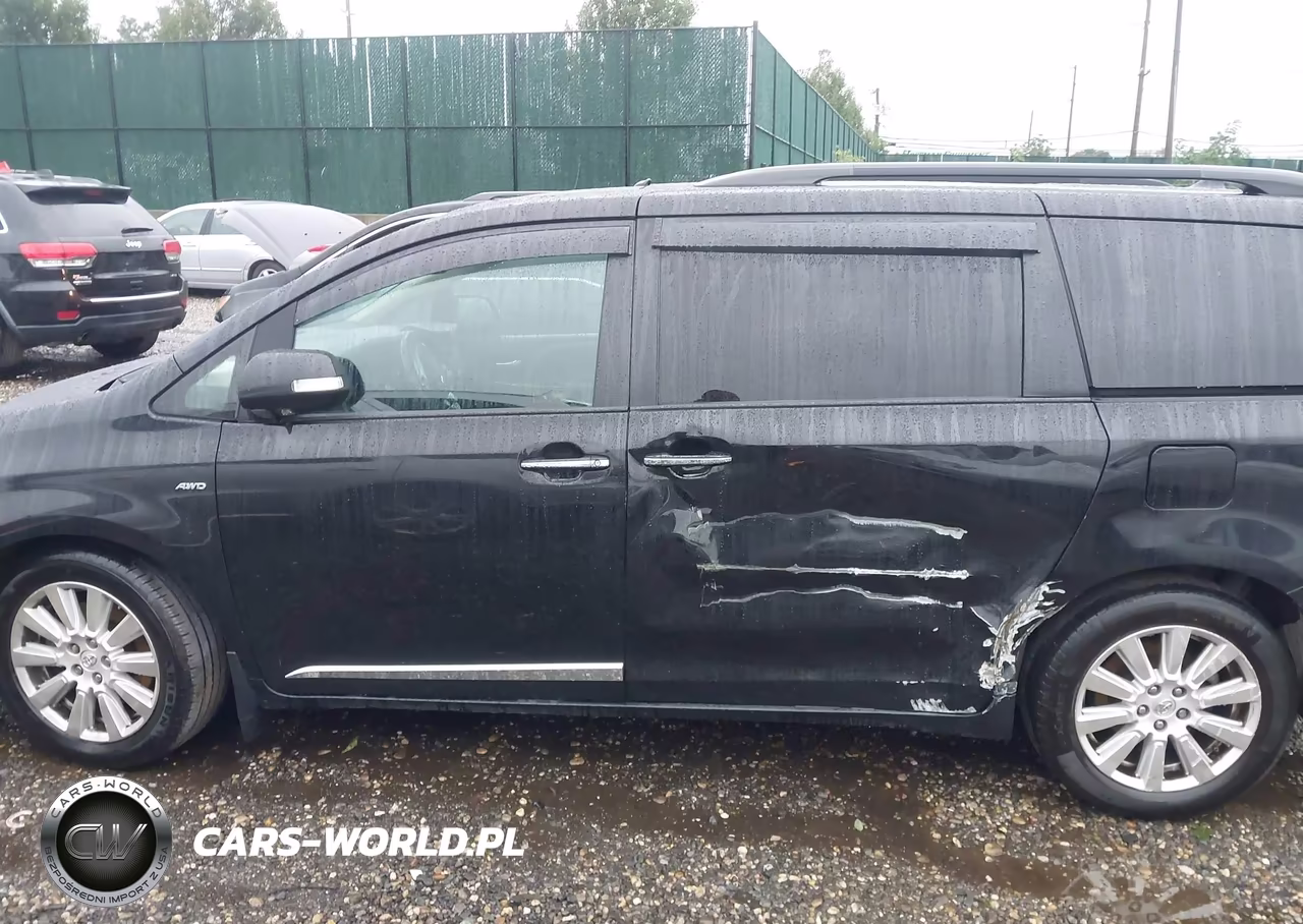 2017 Toyota Sienna Limited Premium 7 Passenger VIN:5TDDZ3DC8HS177286 - 13