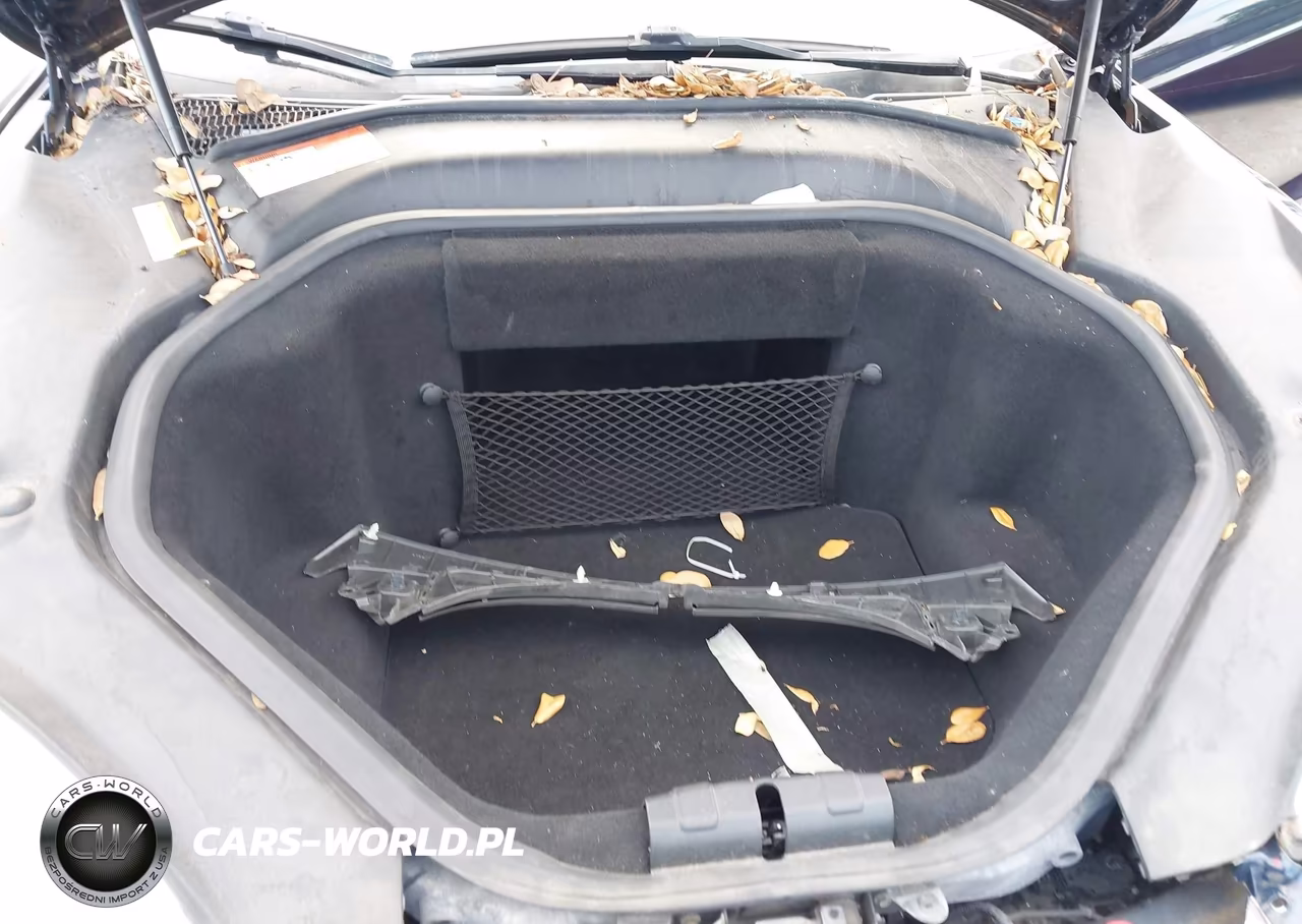 2014 Tesla Model S P85 VIN:5YJSA1H17EFP61268 - 10