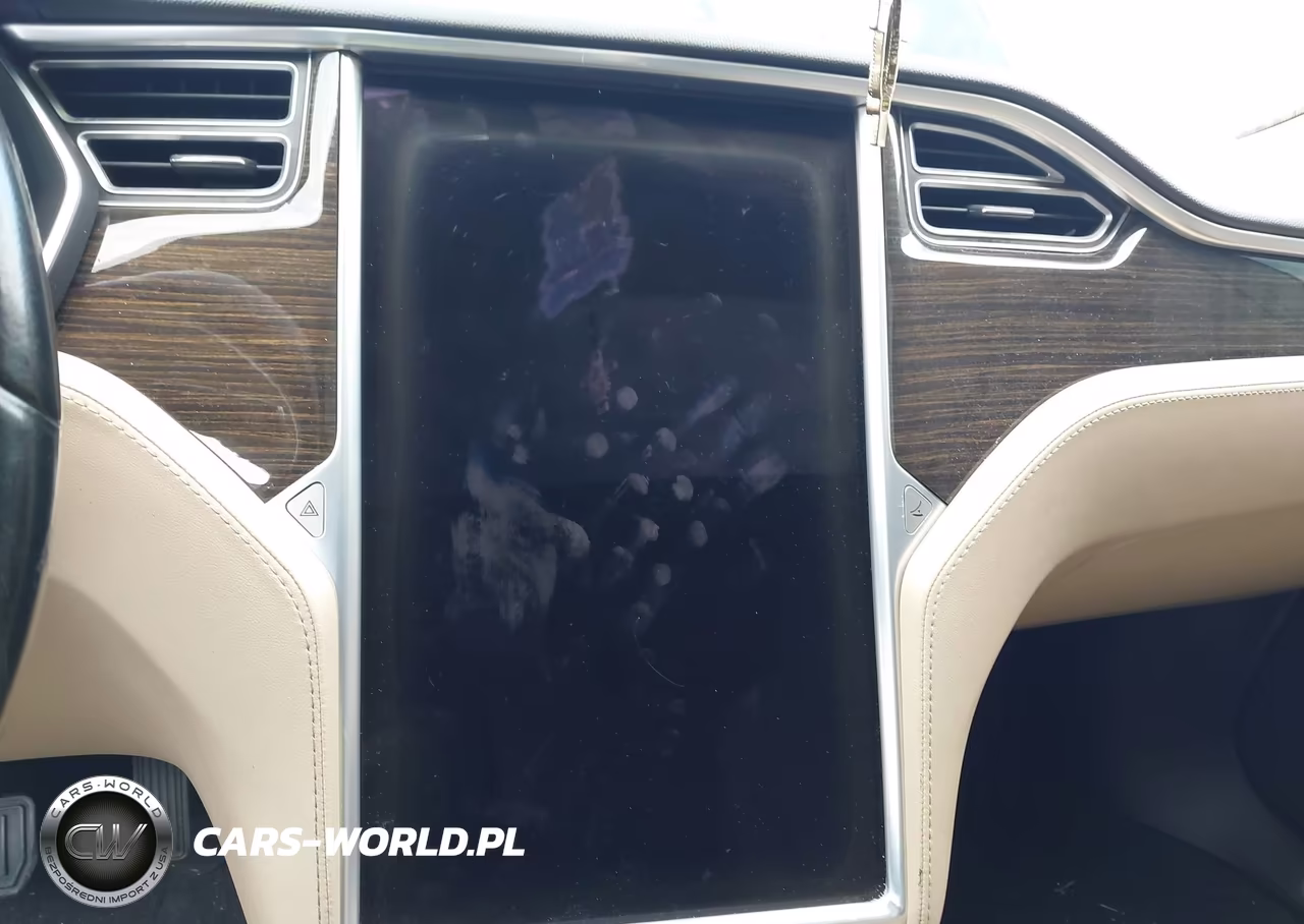 2014 Tesla Model S P85 VIN:5YJSA1H17EFP61268 - 7
