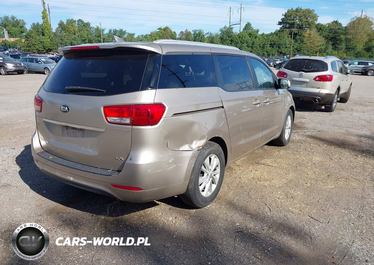 2015 Kia Sedona Lx VIN:KNDMB5C1XF6067739 - 4