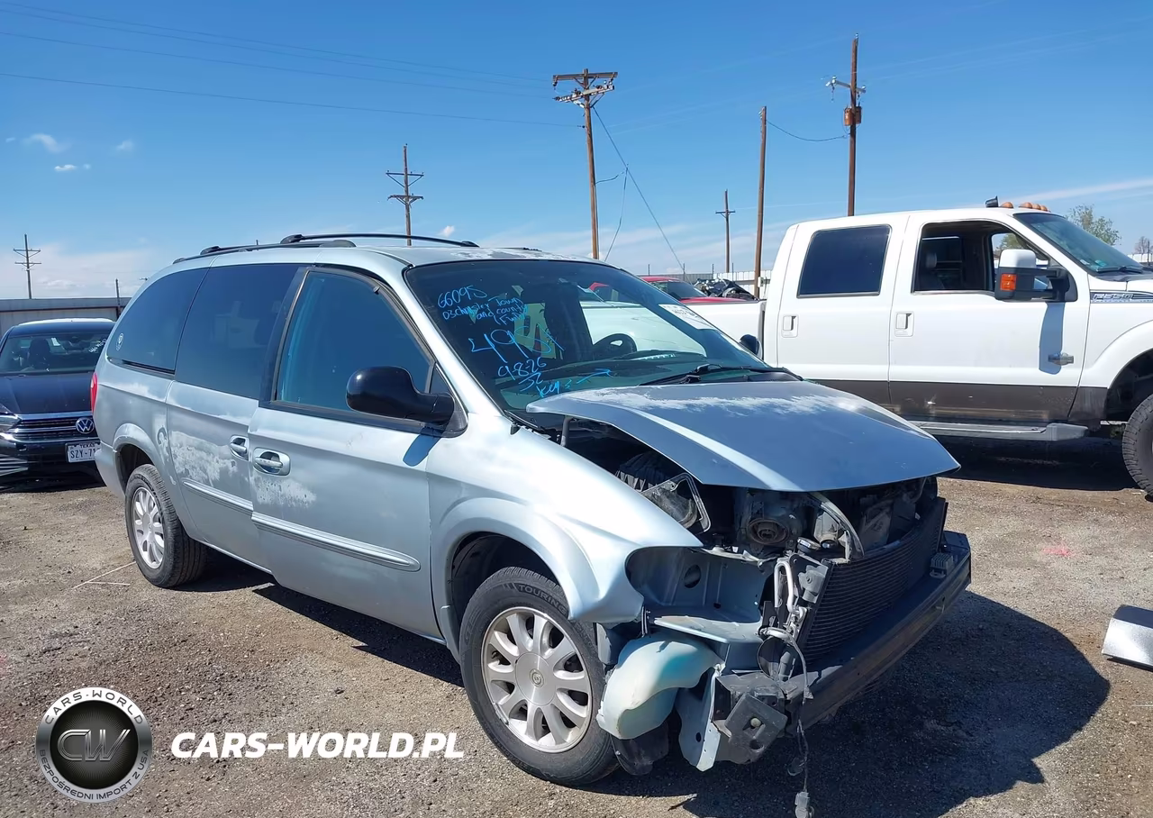 2003 Chrysler Town & Country Lx