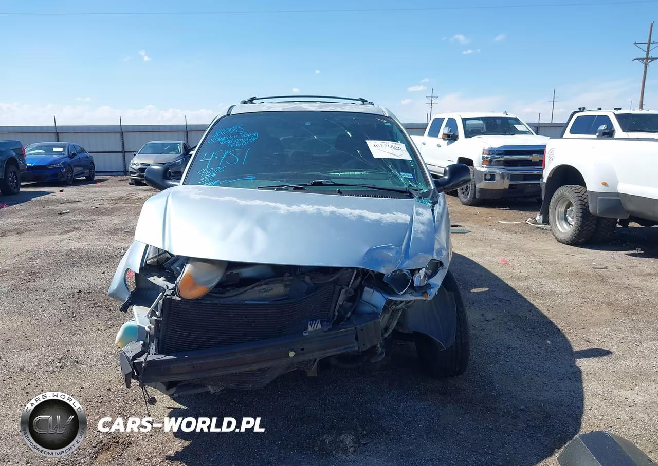 2003 Chrysler Town & Country Lx VIN:2C4GP44L23R374951 - 13