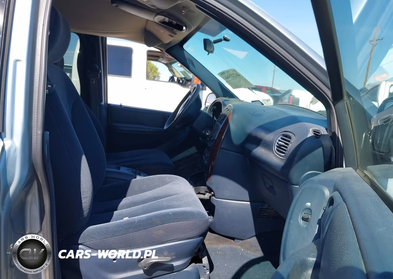 2003 Chrysler Town & Country Lx VIN:2C4GP44L23R374951 - 5