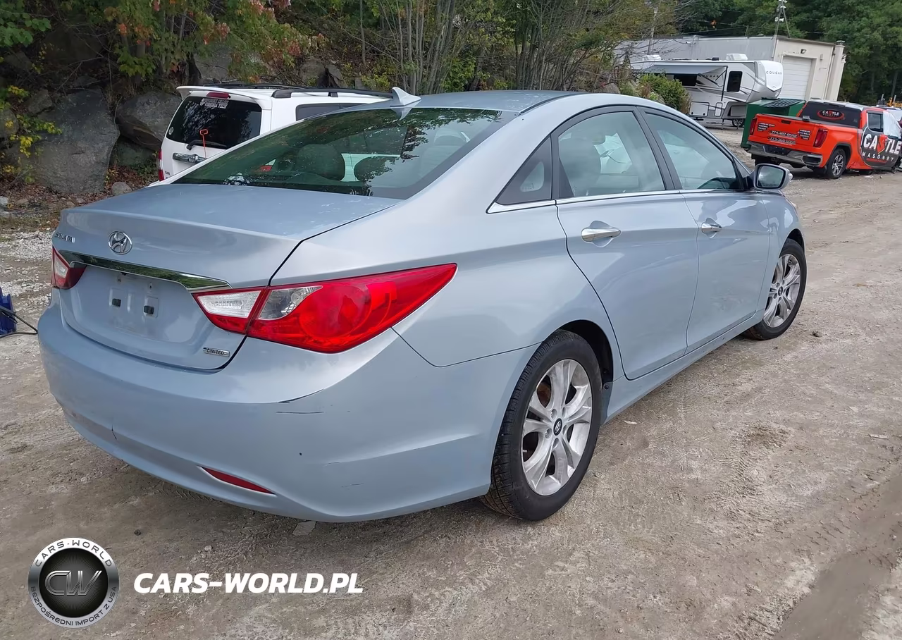 2011 Hyundai Sonata Limited VIN:5NPEC4AC0BH235386 - 4