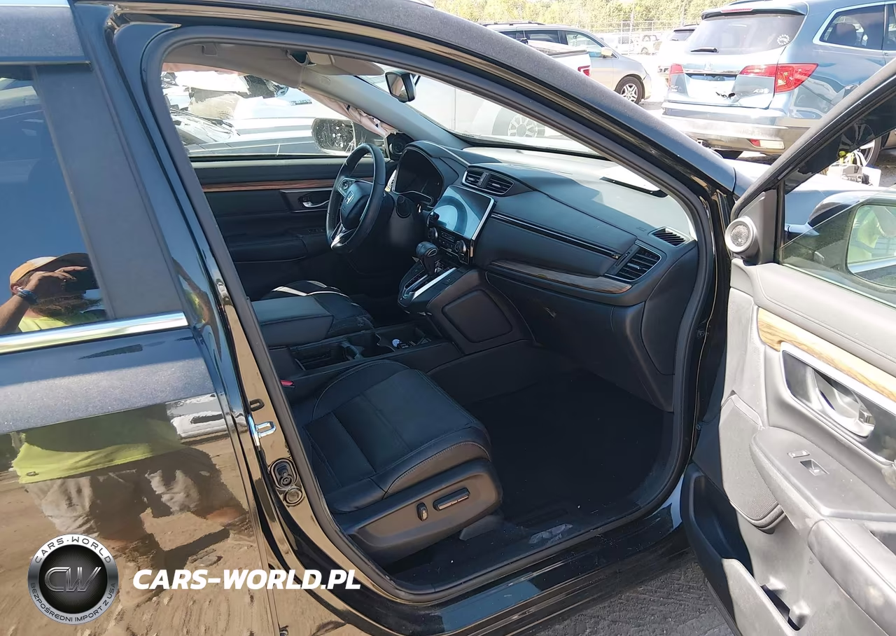 2018 Honda Cr-V Touring VIN:7FARW1H95JE022761 - 5
