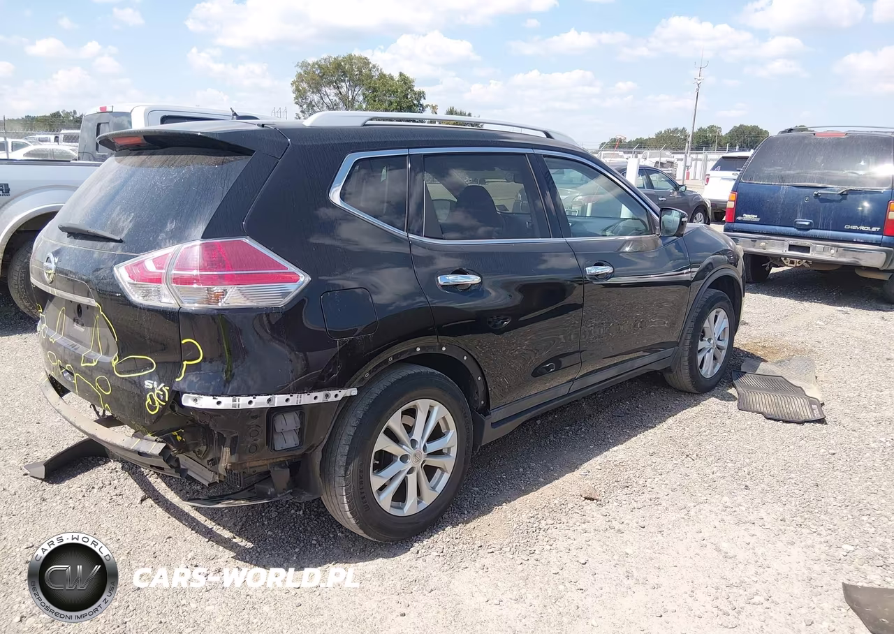 2015 Nissan Rogue Sv VIN:5N1AT2ML9FC832662 - 4