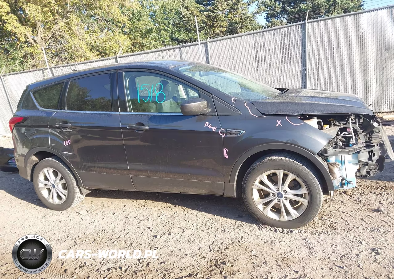 2019 Ford Escape Se VIN:1FMCU9GD9KUC27001 - 14