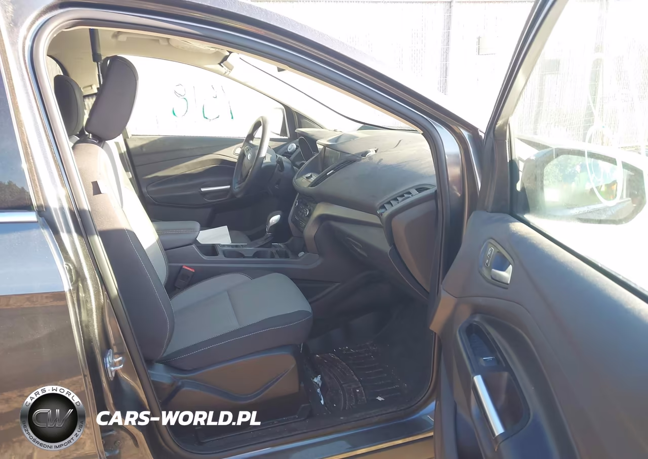 2019 Ford Escape Se VIN:1FMCU9GD9KUC27001 - 5