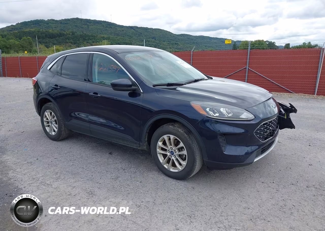 2021 Ford Escape Se