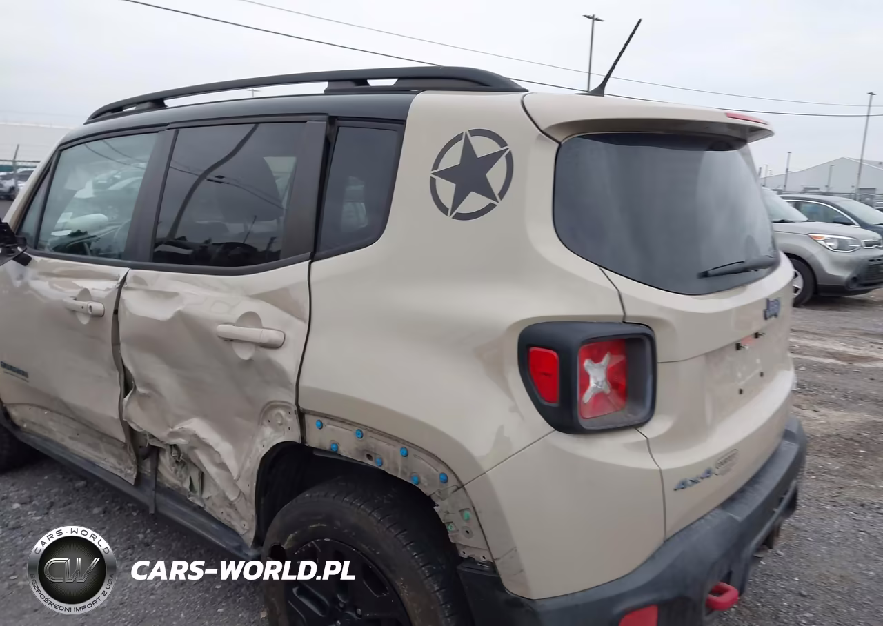 2017 Jeep Renegade Deserthawk 4X4 VIN:ZACCJBCB0HPE85197 - 6