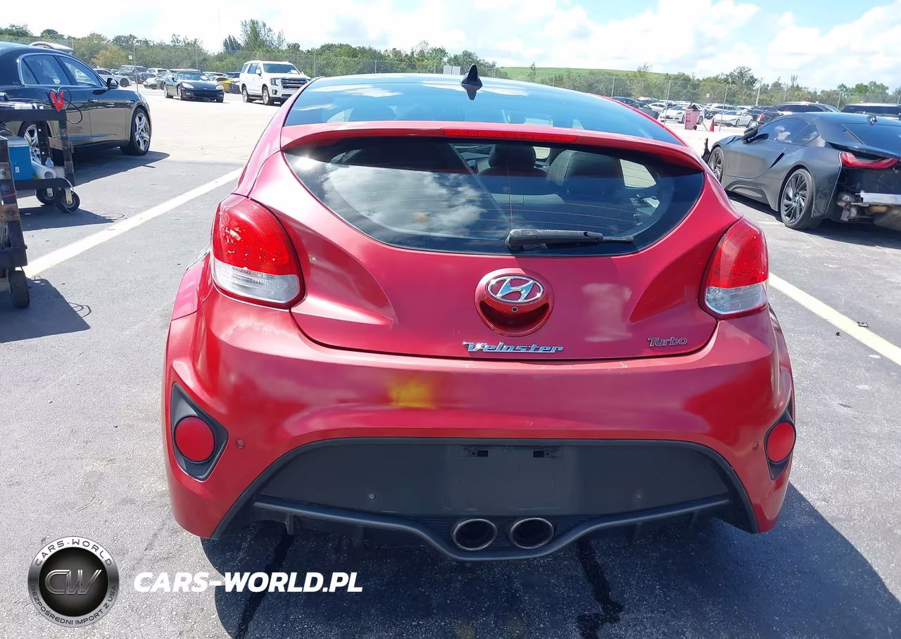 2016 Hyundai Veloster Turbo VIN:KMHTC6AE2GU292380 - 16