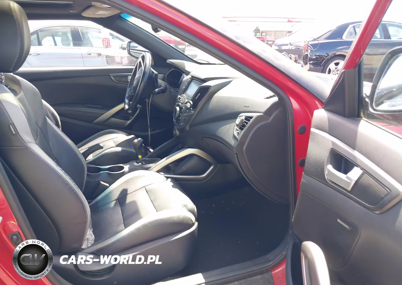 2016 Hyundai Veloster Turbo VIN:KMHTC6AE2GU292380 - 5