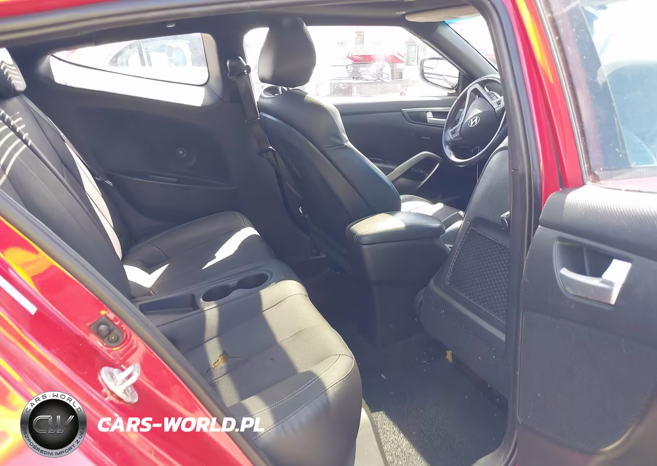2016 Hyundai Veloster Turbo VIN:KMHTC6AE2GU292380 - 8
