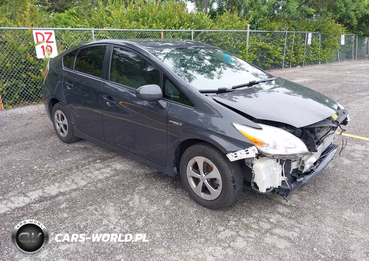 2015 Toyota Prius Two