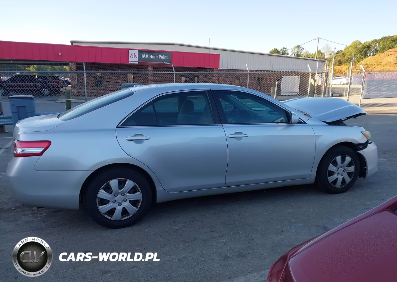 2011 Toyota Camry Le VIN:4T1BF3EK0BU632815 - 13