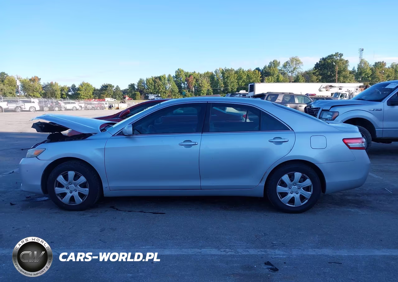 2011 Toyota Camry Le VIN:4T1BF3EK0BU632815 - 14