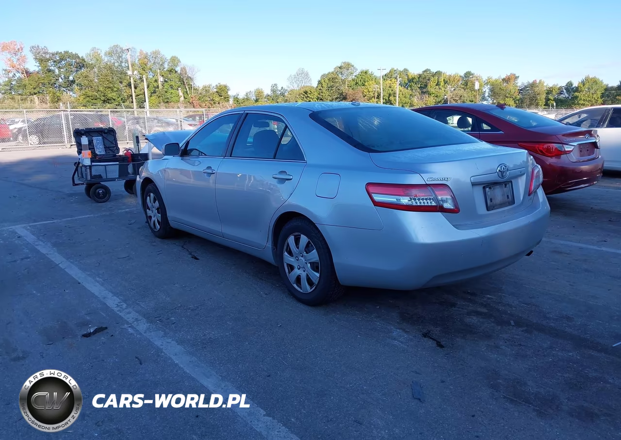 2011 Toyota Camry Le VIN:4T1BF3EK0BU632815 - 3