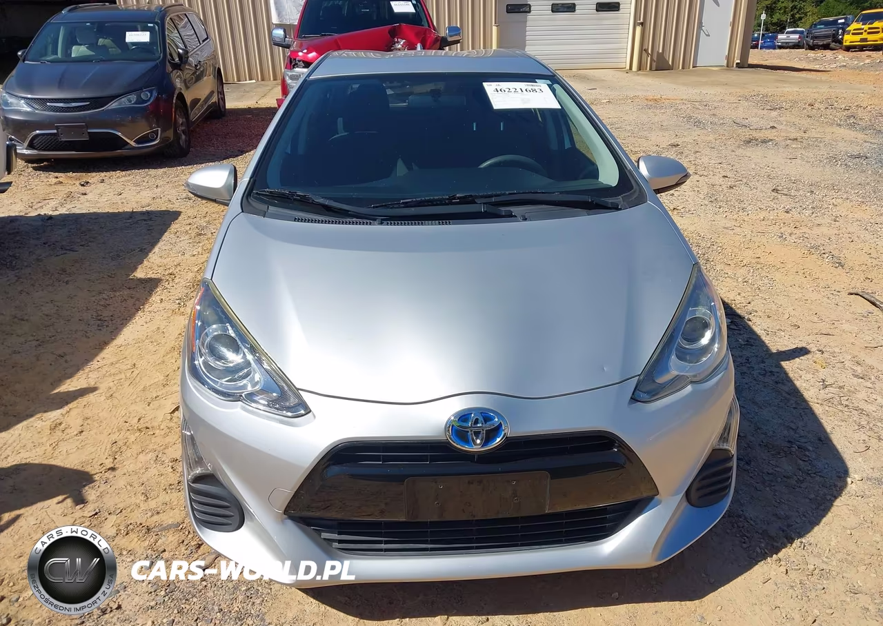 2016 Toyota Prius C Two VIN:JTDKDTB30G1139992 - 12