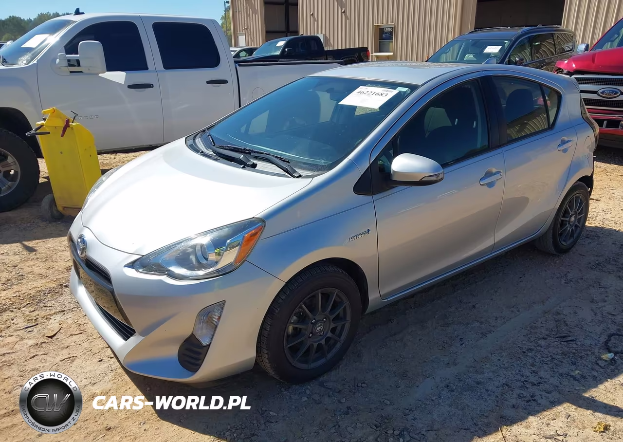2016 Toyota Prius C Two VIN:JTDKDTB30G1139992 - 2