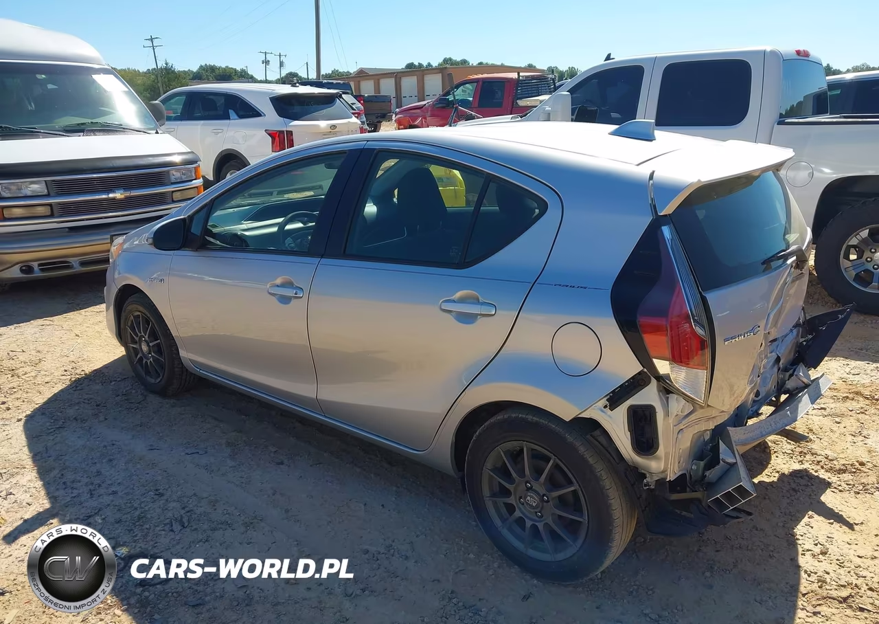 2016 Toyota Prius C Two VIN:JTDKDTB30G1139992 - 3