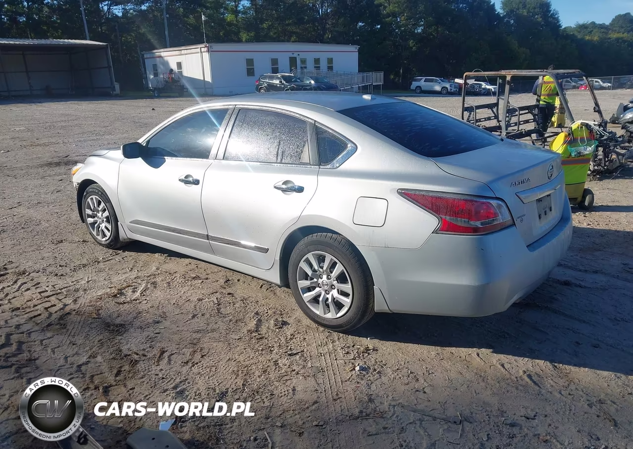 2015 Nissan Altima 2.5 S VIN:1N4AL3APXFN307329 - 3