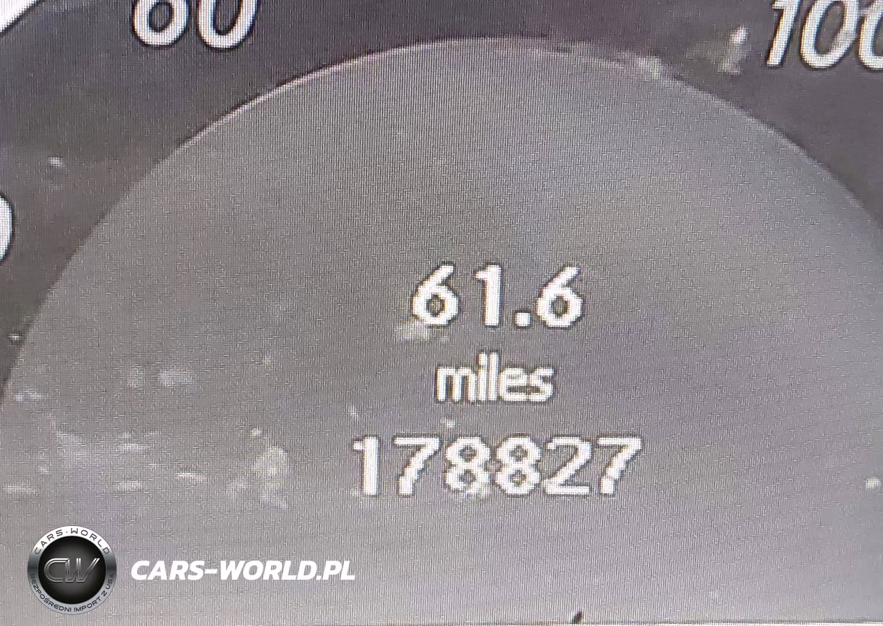 2010 Mercedes-Benz C 300 Luxury 4Matic-Sport 4Matic VIN:WDDGF8BB3AF383527 - 15
