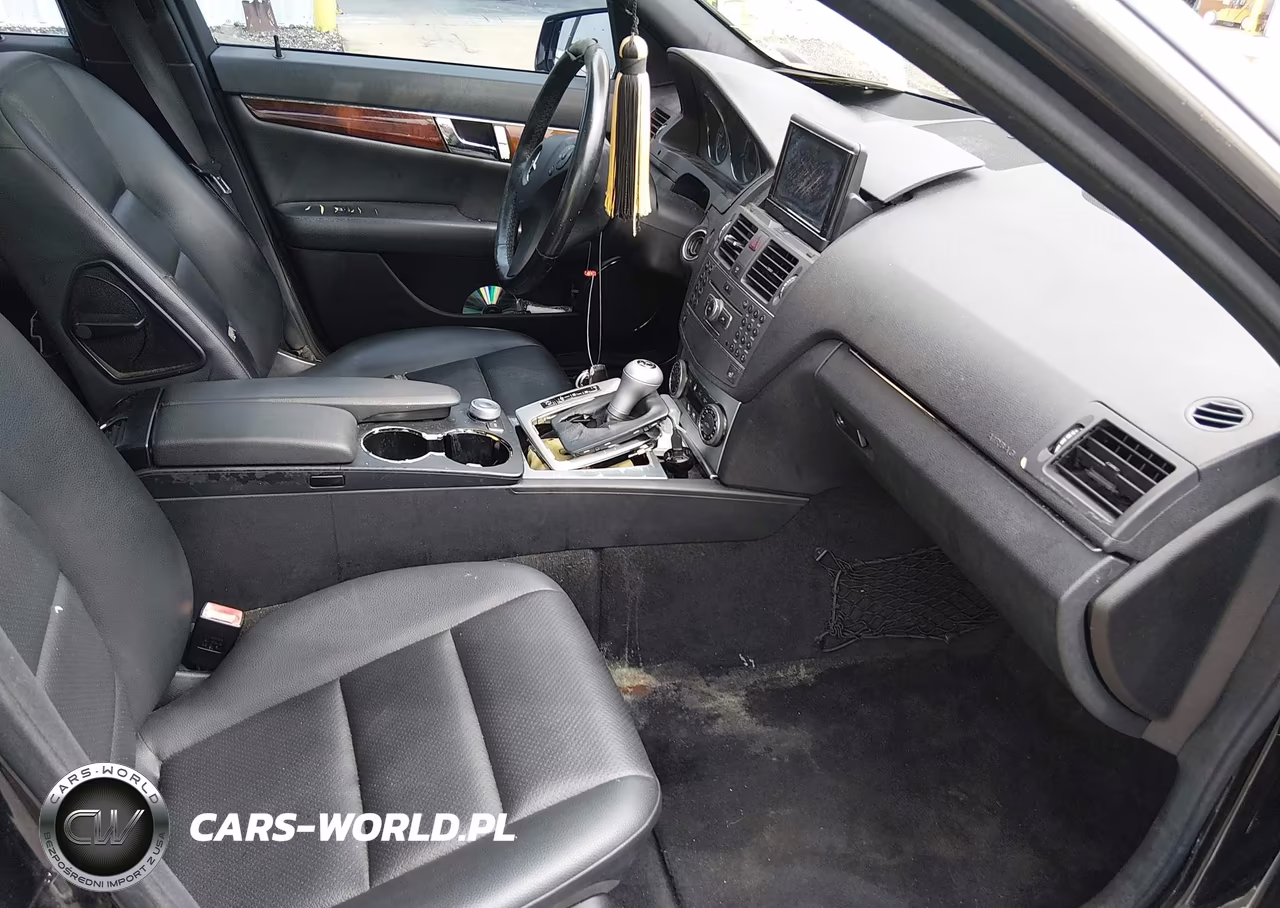 2010 Mercedes-Benz C 300 Luxury 4Matic-Sport 4Matic VIN:WDDGF8BB3AF383527 - 5