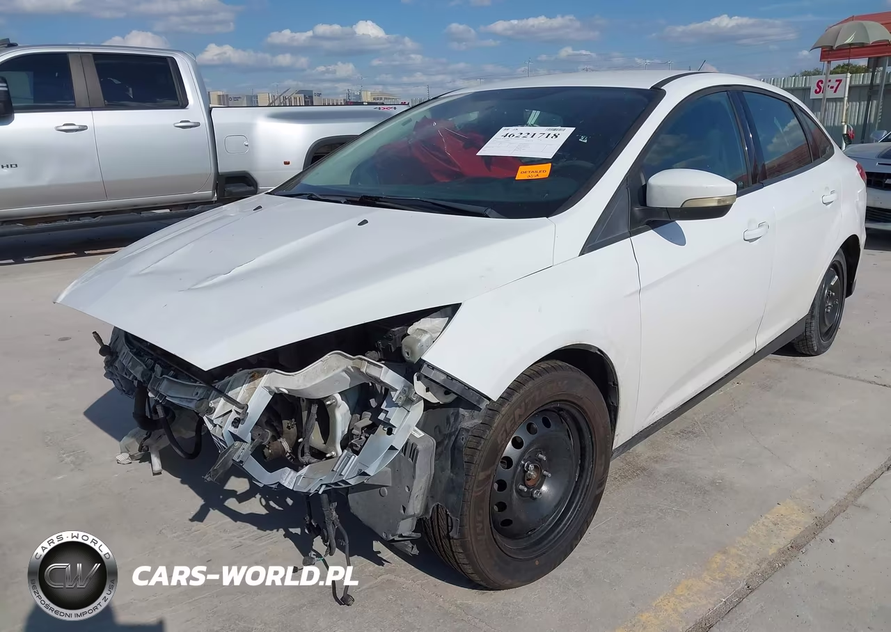 2017 Ford Focus Se VIN:1FADP3F23HL217338 - 2
