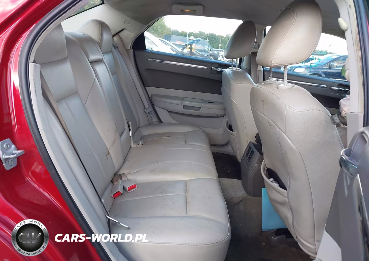 2009 Chrysler 300 Touring VIN:2C3LA53V39H554371 - 8