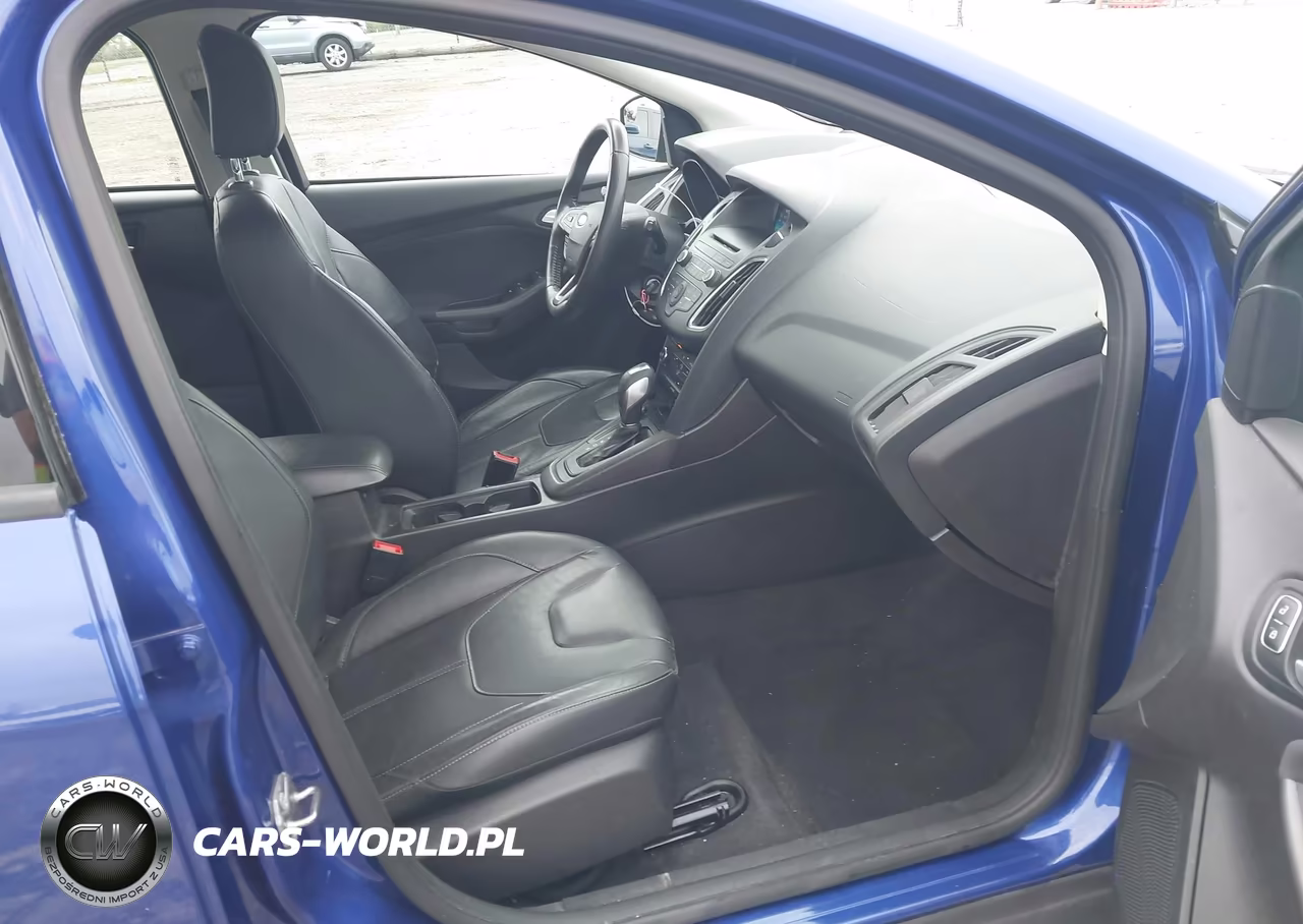 2015 Ford Focus Se VIN:1FADP3K23FL279471 - 5