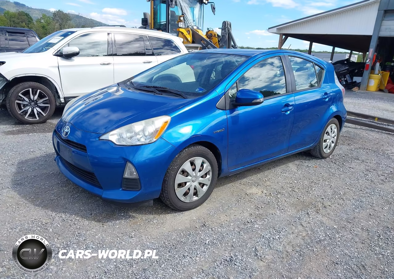 2012 Toyota Prius C Two VIN:JTDKDTB32C1509057 - 2