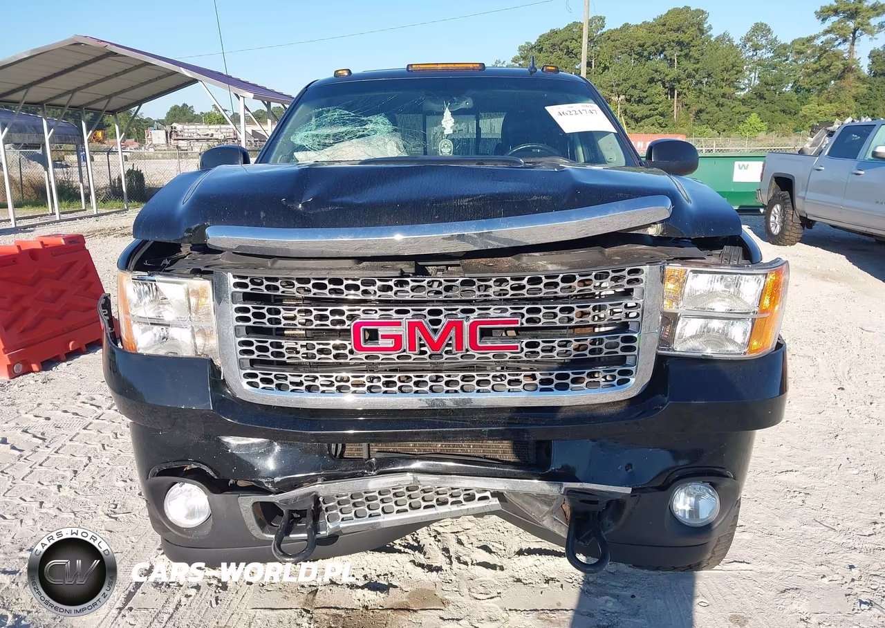 2014 GMC Sierra 2500Hd Denali VIN:1GT125E81EF118217 - 12