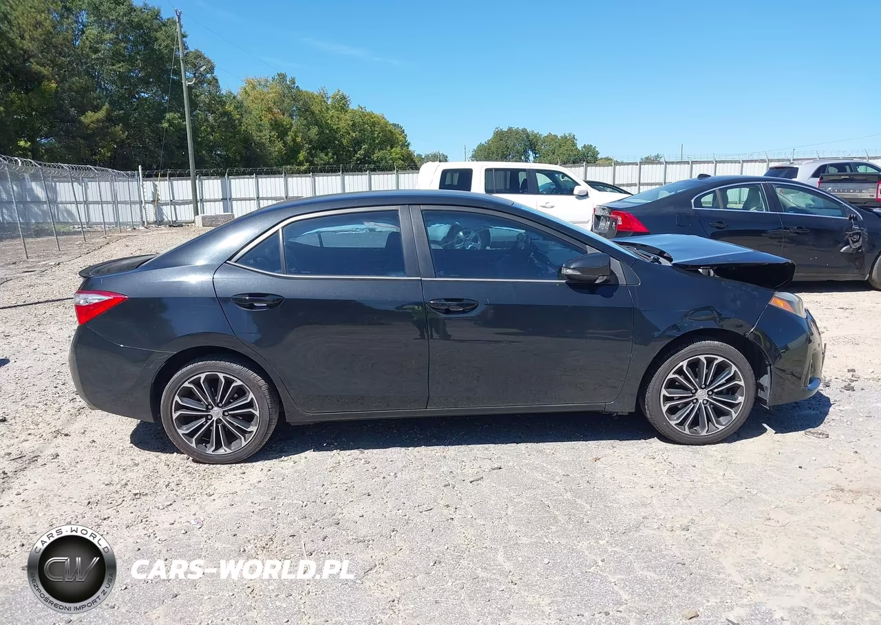 2015 Toyota Corolla S Plus VIN:5YFBURHE8FP256449 - 14