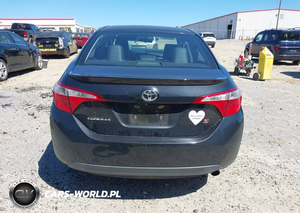 2015 Toyota Corolla S Plus VIN:5YFBURHE8FP256449 - 17