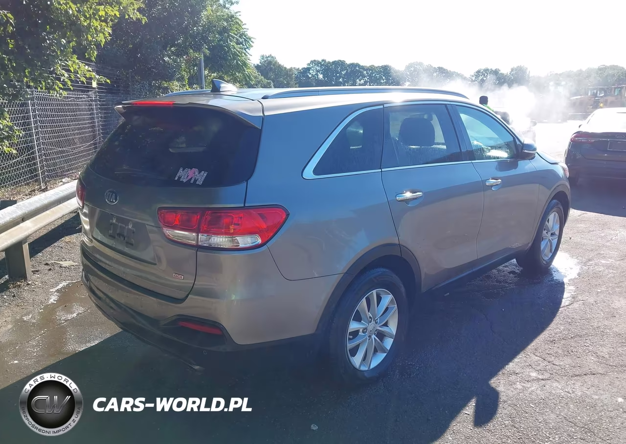 2017 Kia Sorento 2.4L Lx VIN:5XYPG4A3XHG222349 - 4