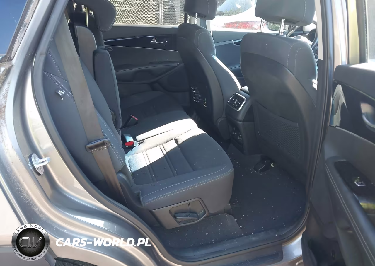 2017 Kia Sorento 2.4L Lx VIN:5XYPG4A3XHG222349 - 8