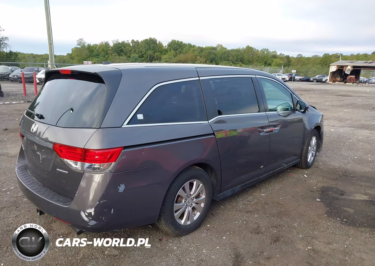 2016 Honda Odyssey Se VIN:5FNRL5H31GB146168 - 4