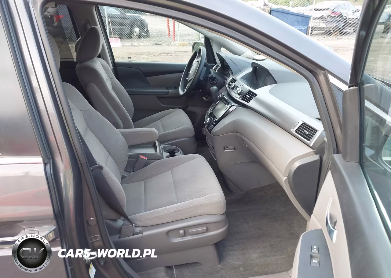2016 Honda Odyssey Se VIN:5FNRL5H31GB146168 - 5