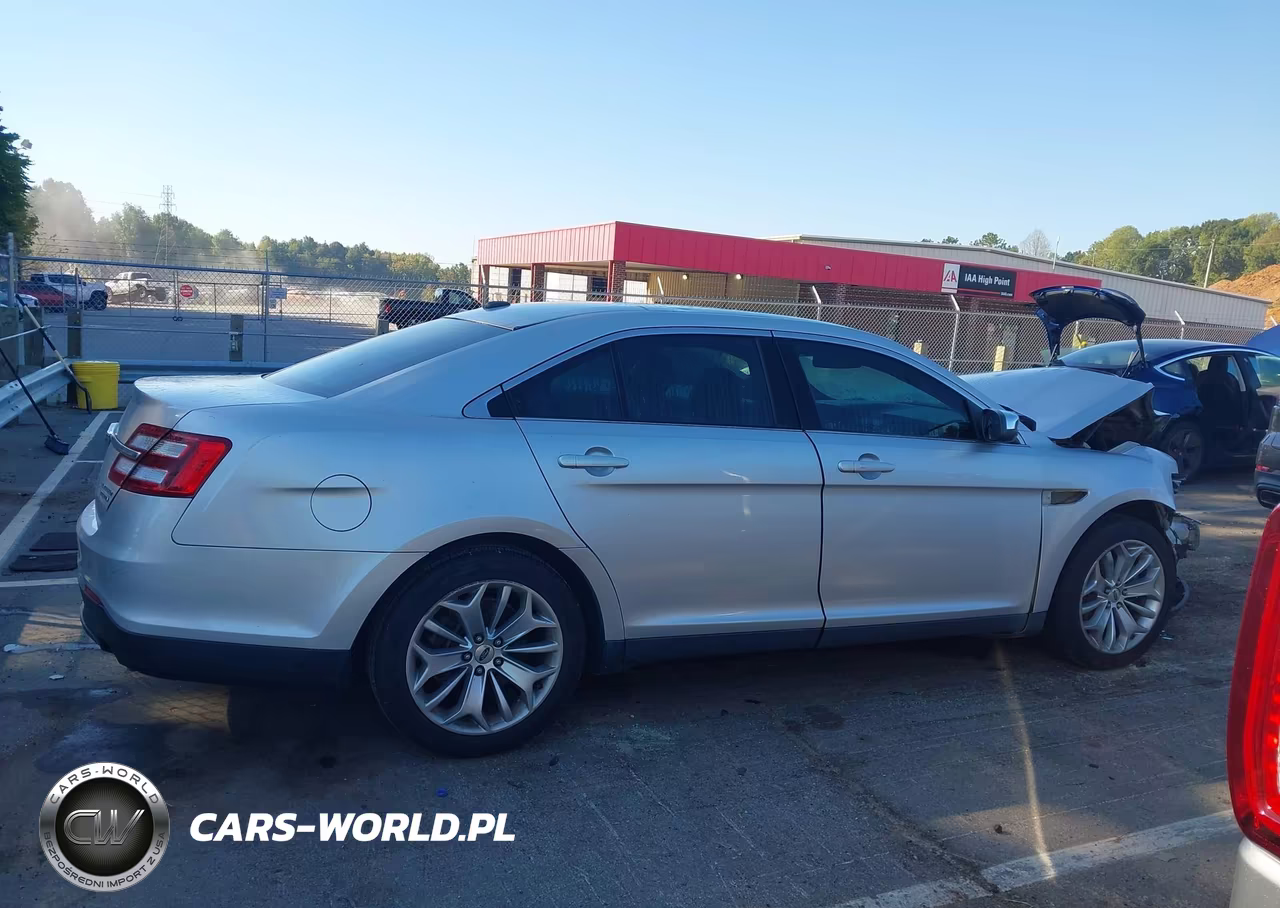 2017 Ford Taurus Limited VIN:1FAHP2F80HG108389 - 13
