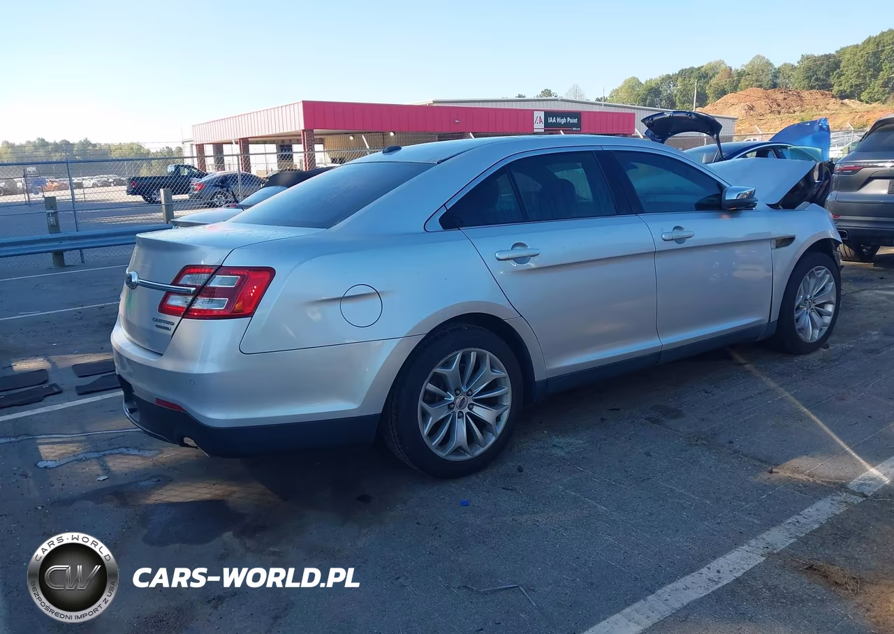 2017 Ford Taurus Limited VIN:1FAHP2F80HG108389 - 4