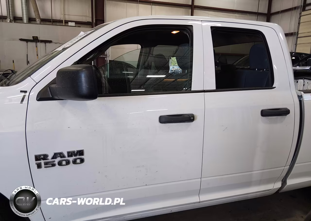 2015 Ram 1500 Tradesman VIN:1C6RR7FG3FS780235 - 14