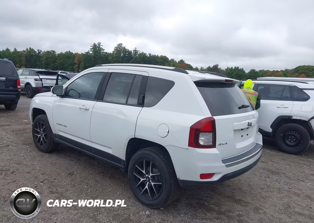 2015 Jeep Compass High Altitude Edition VIN:1C4NJDEB4FD271388 - 3