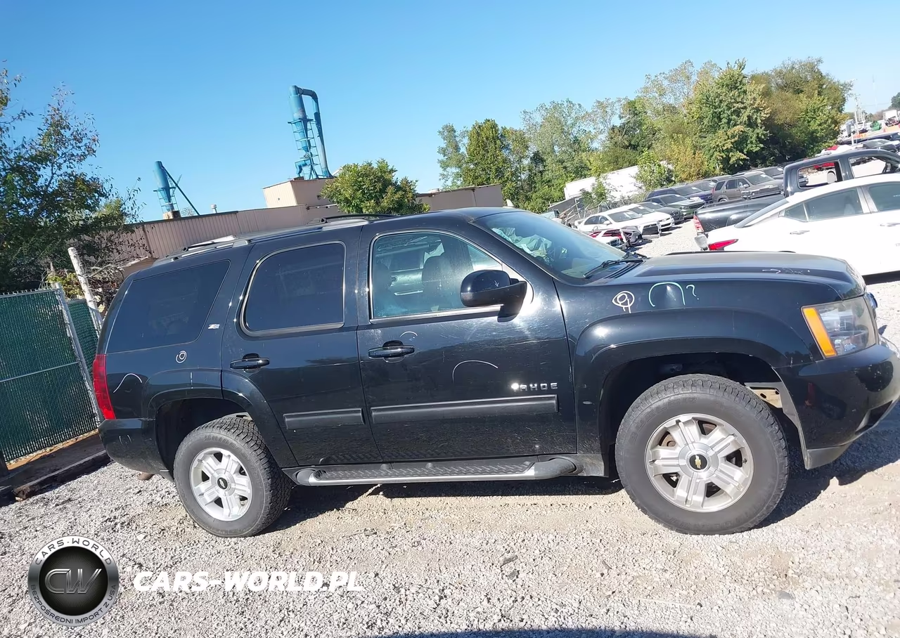 2012 Chevrolet Tahoe Lt VIN:1GNSKBE01CR183519 - 13