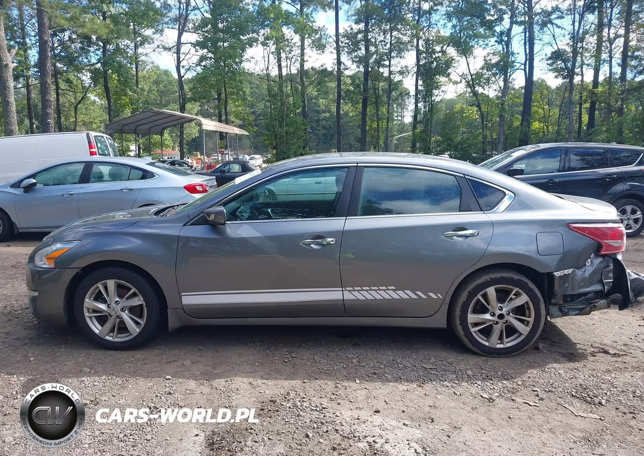 2015 Nissan Altima 2.5 Sv VIN:1N4AL3APXFC261710 - 14