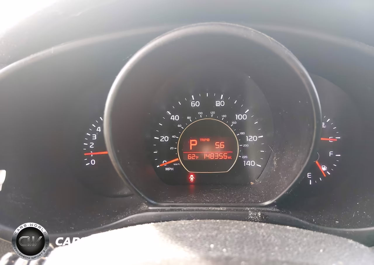 2015 Kia Soul VIN:KNDJN2A27F7763845 - 7