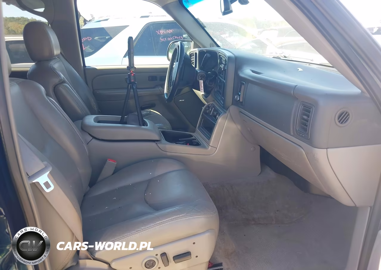 2005 Chevrolet Tahoe Lt VIN:1GNEC13T25J183404 - 5