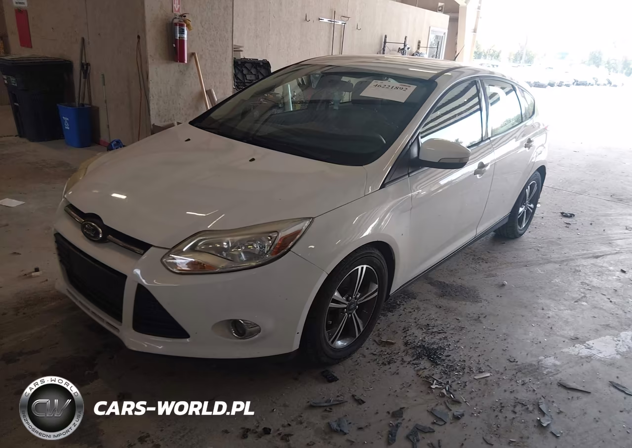 2014 Ford Focus Se VIN:1FADP3K26EL447716 - 2