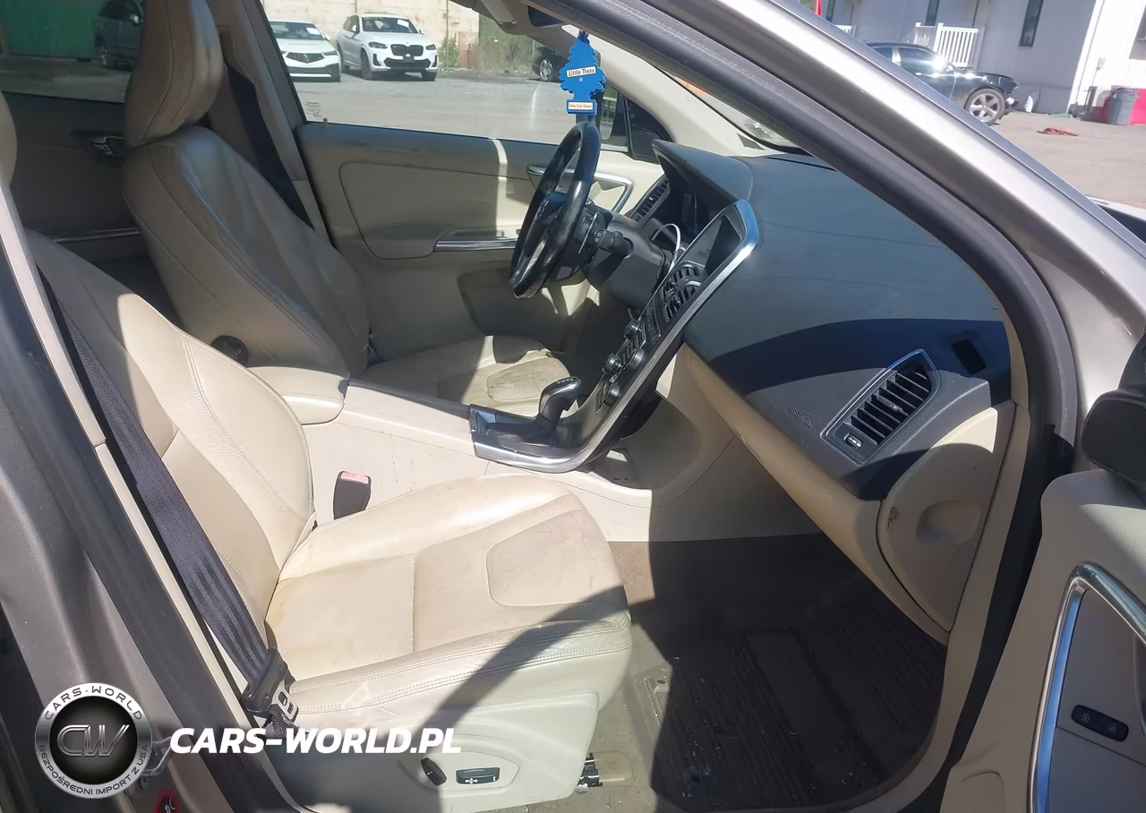 2014 Volvo Xc60 T6 Premier Plus VIN:YV4902DZ0E2512054 - 5