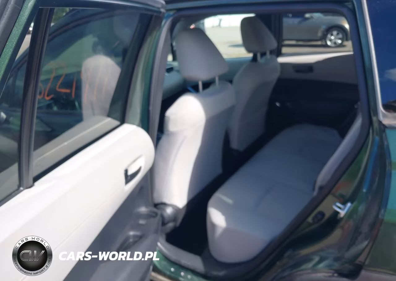 2022 Toyota Corolla Cross Le VIN:7MUCAABG5NV034925 - 8